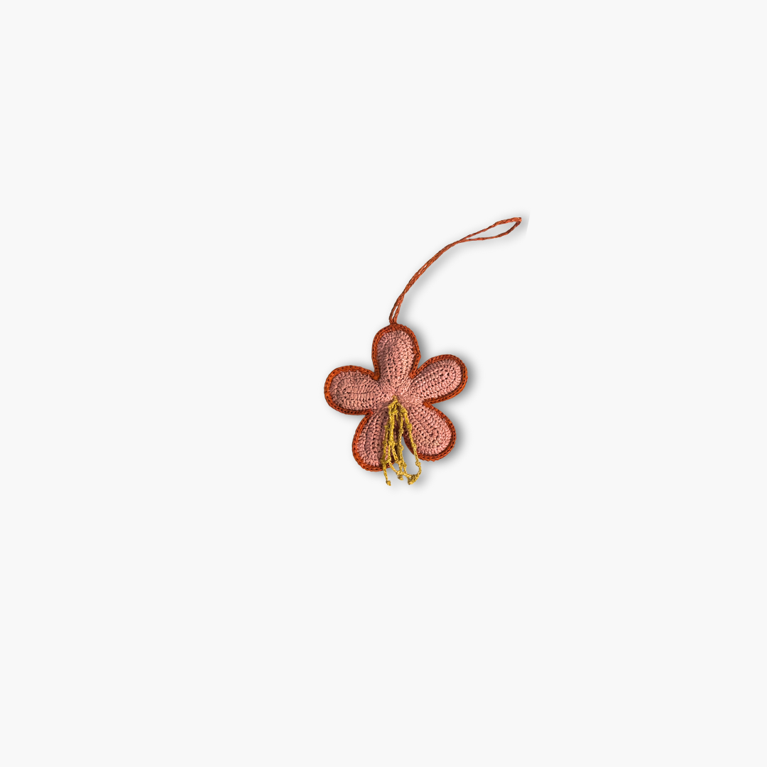 Lys - charm en raphia