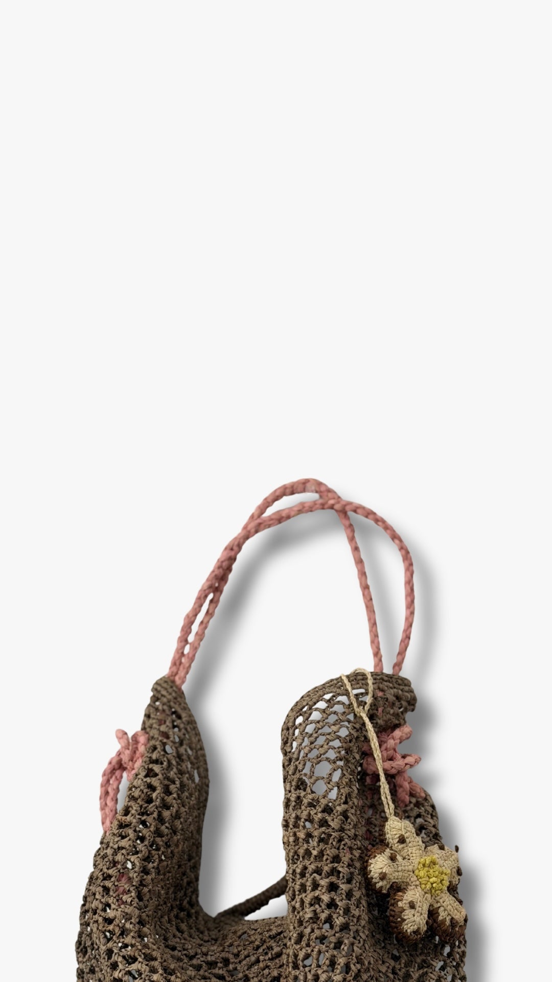 Papillon - charm en raphia